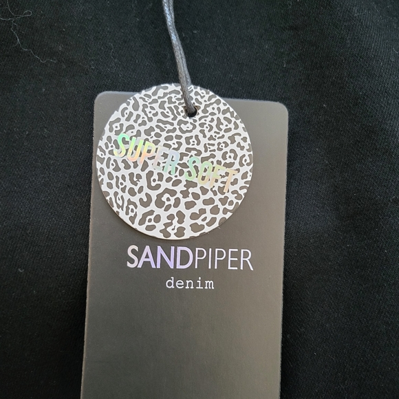 Sandpiper Denim Jogger - Picture 11 of 13